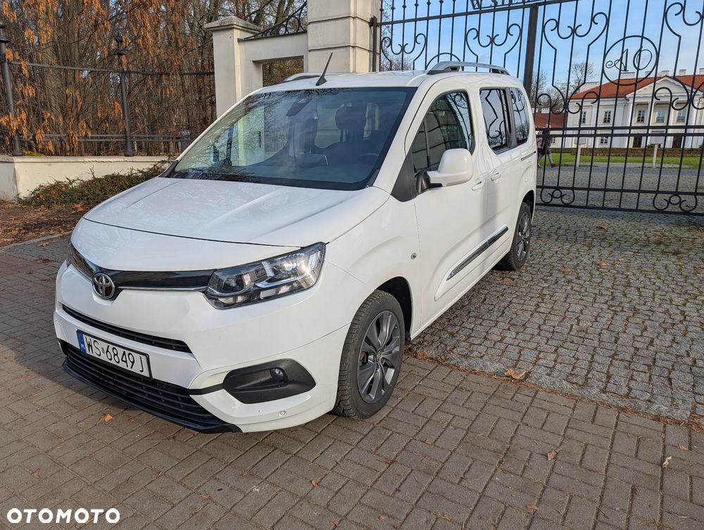 Toyota Proace City Verso 1.5 D-4D Family