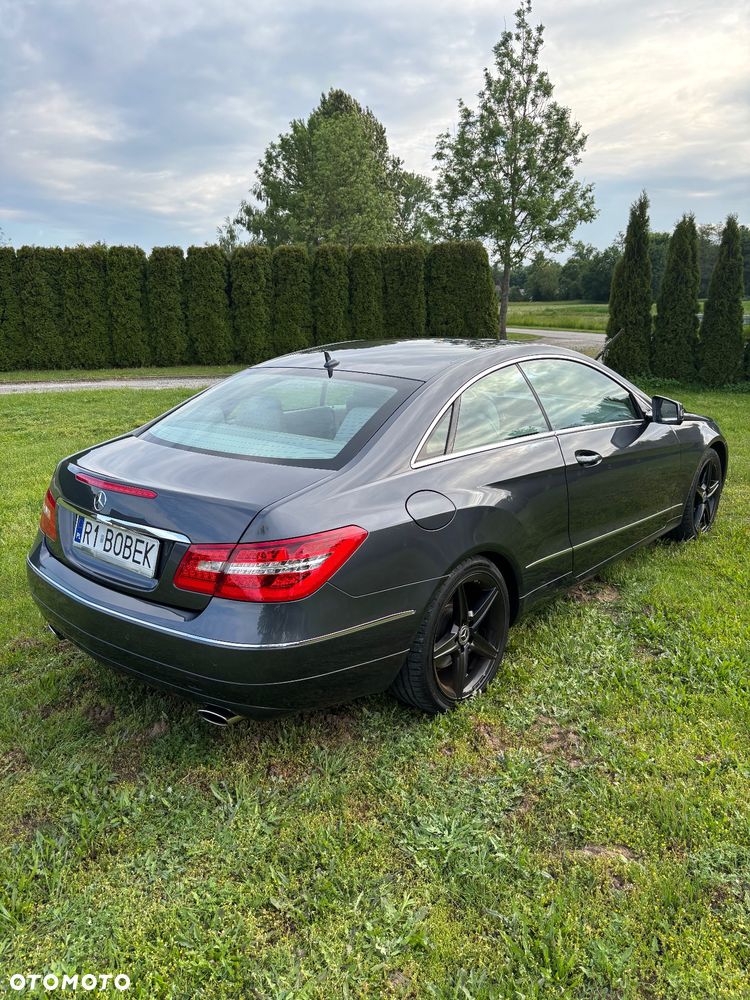 Mercedes-Benz Klasa E 350 CDI DPF BlueEFFICIENCY 7G-TRONIC Avantgarde - 7