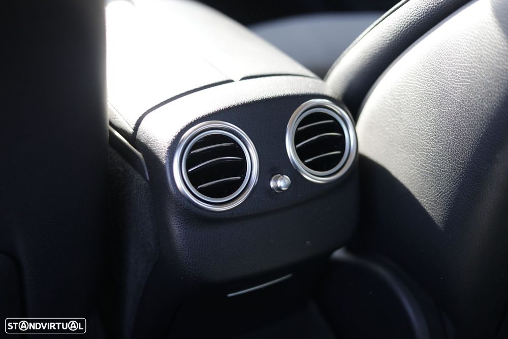 Mercedes-Benz E 220 d Avantgarde - 23