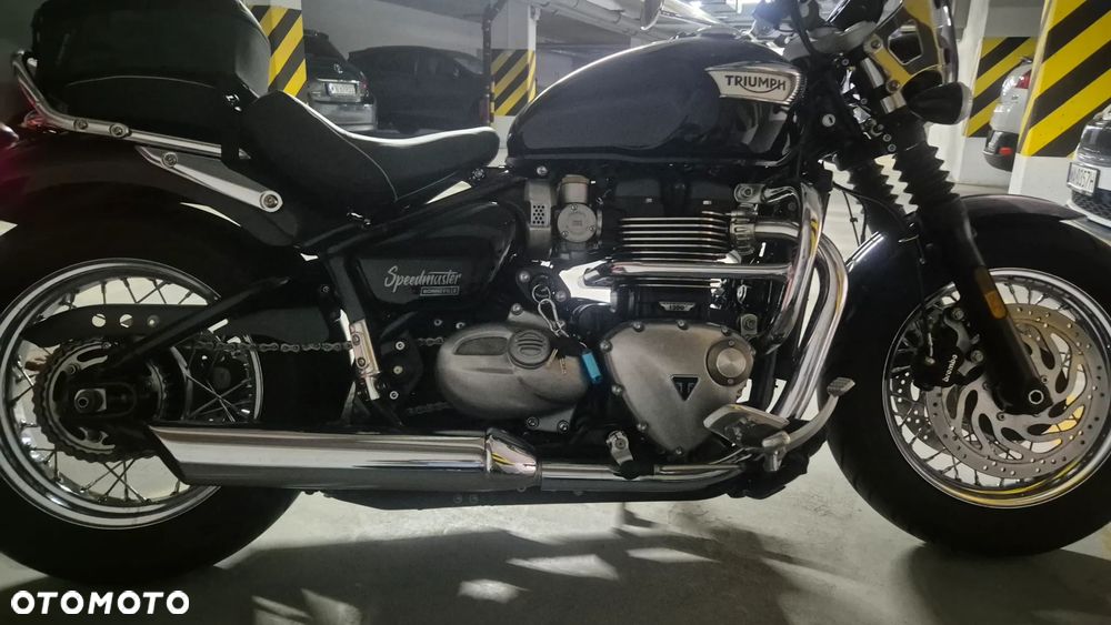 Triumph Bonneville - 9