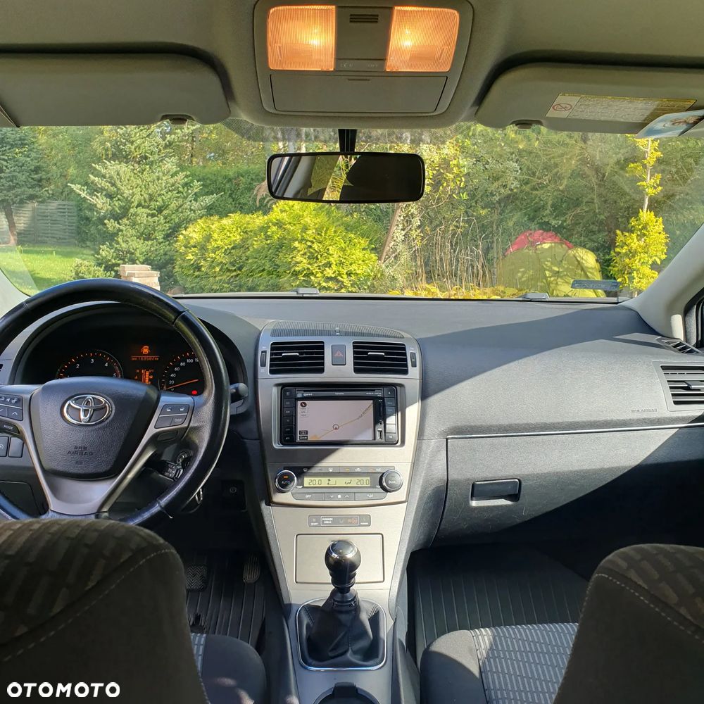 Toyota Avensis 2.0 D-4D Sol Premium - 5