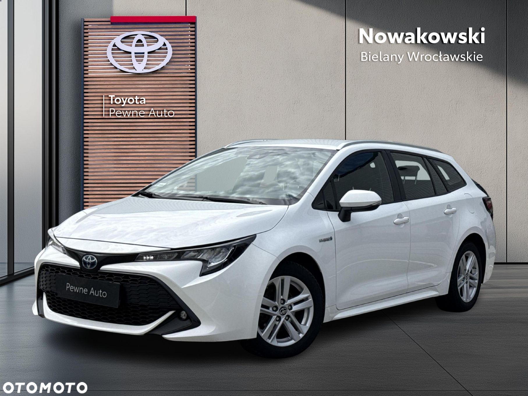 Toyota Corolla - 1