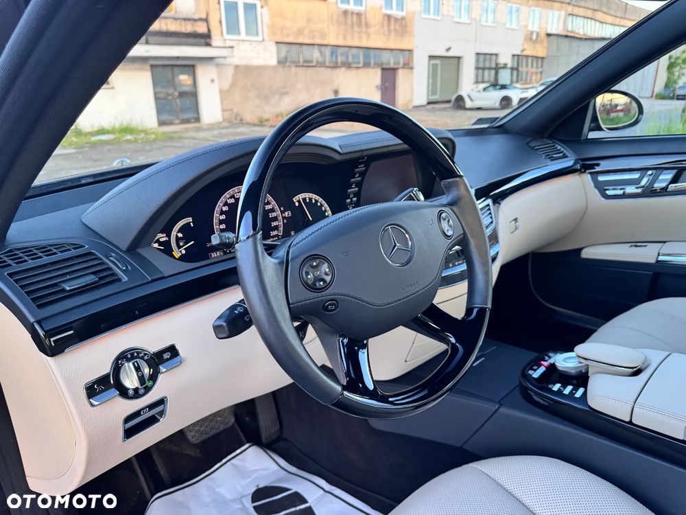 Mercedes-Benz Klasa S 500 4-Matic - 12