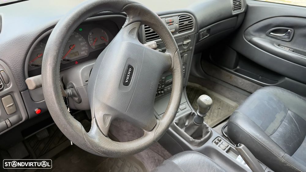 Volvo V40 Cross Country - 7