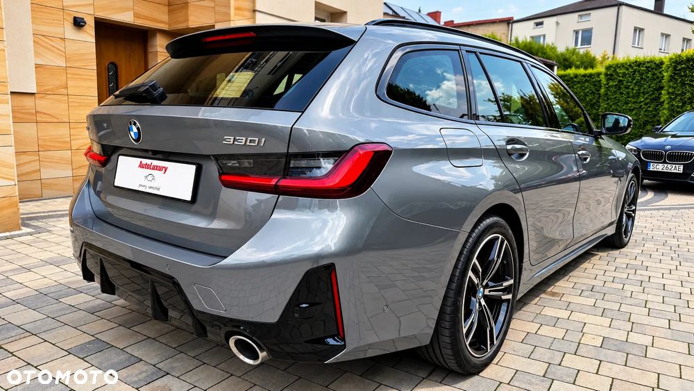 BMW Seria 3 330i xDrive M Sport Edition sport - 10