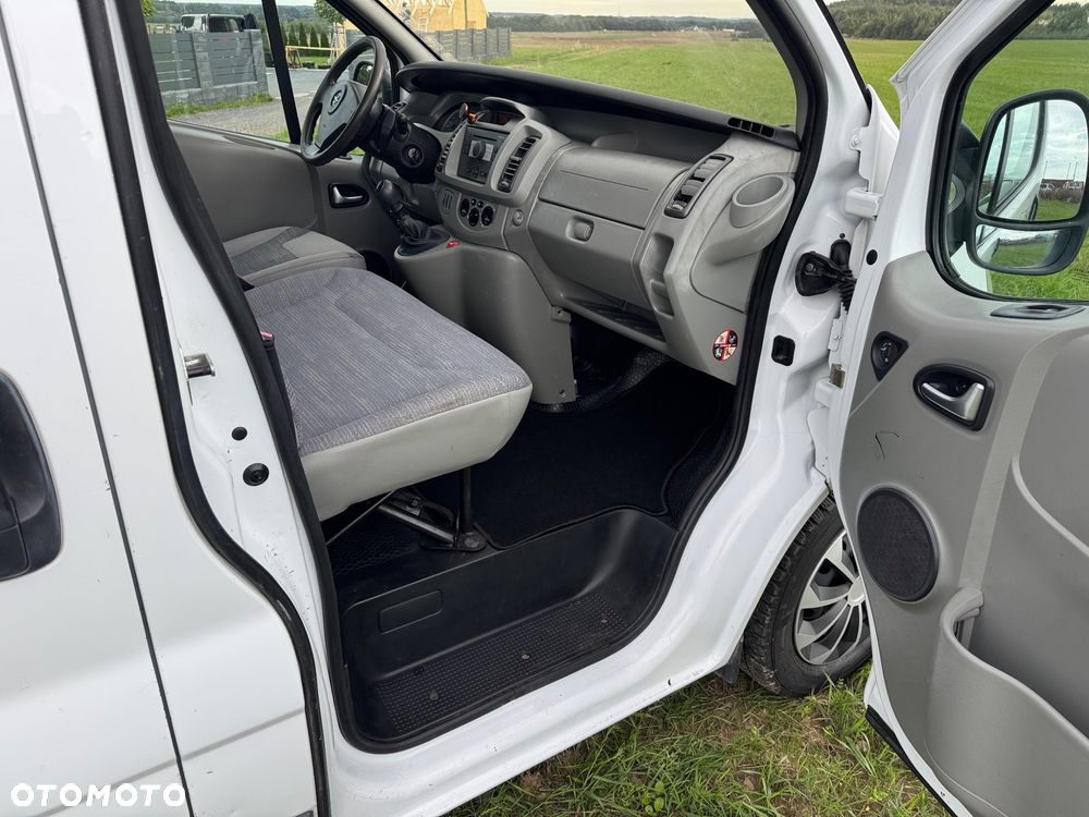 Opel Vivaro Tour Elegance L1H1 - 20