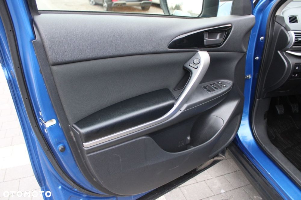 Mitsubishi Eclipse Cross - 29