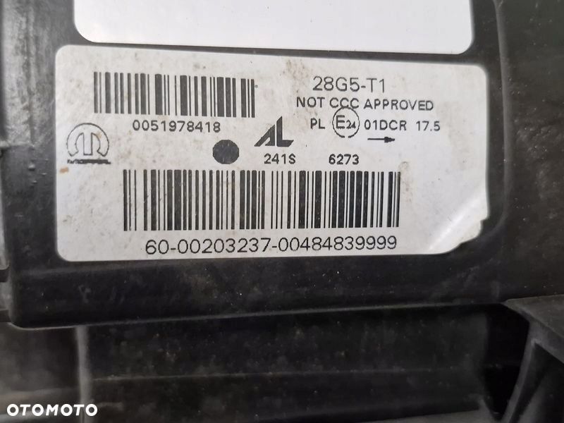 FIAT 500X LAMPA REFLEKTOR PRAWY PRZÓD PRZEDNI XENON UK 0051978418 - 8