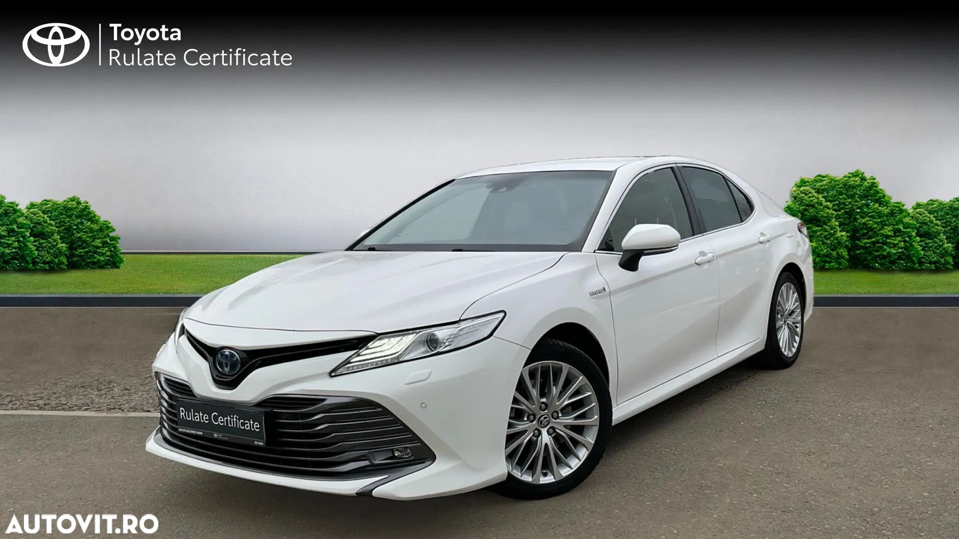 Toyota Camry 2.5 Hybrid Dynamic - 1
