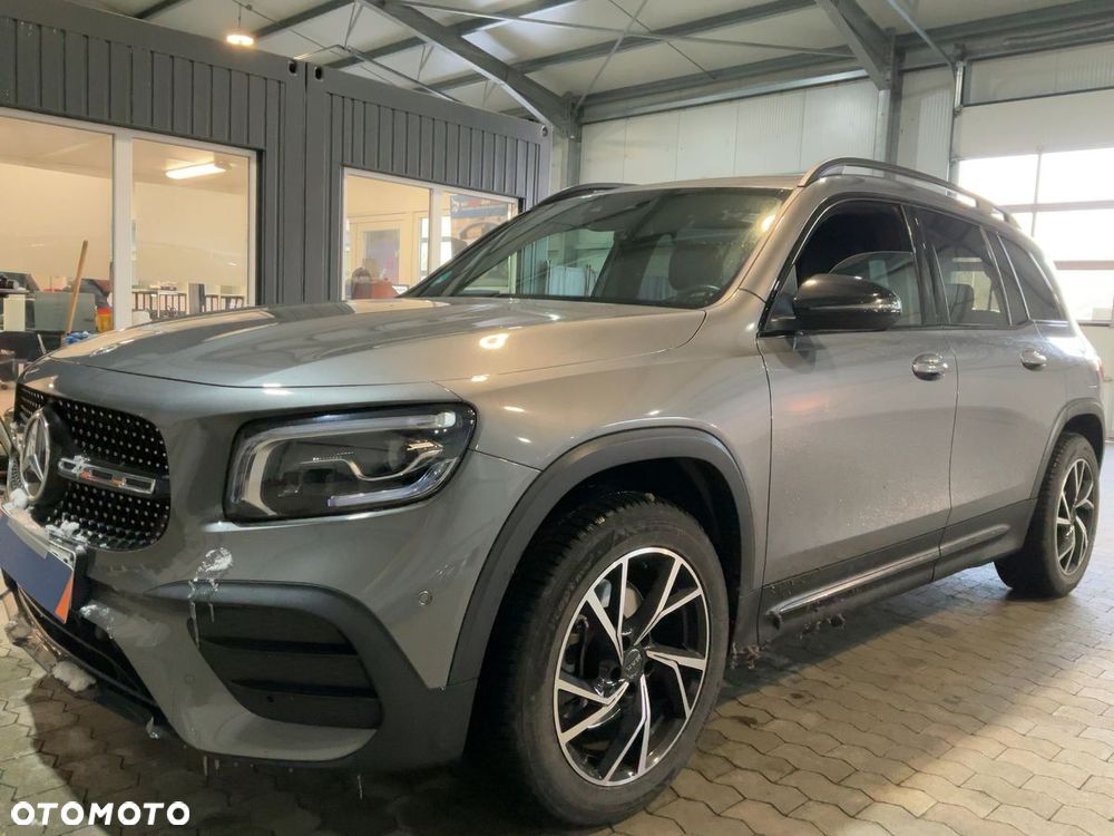 Mercedes-Benz GLB 200 d AMG Line 8G-DCT - 1