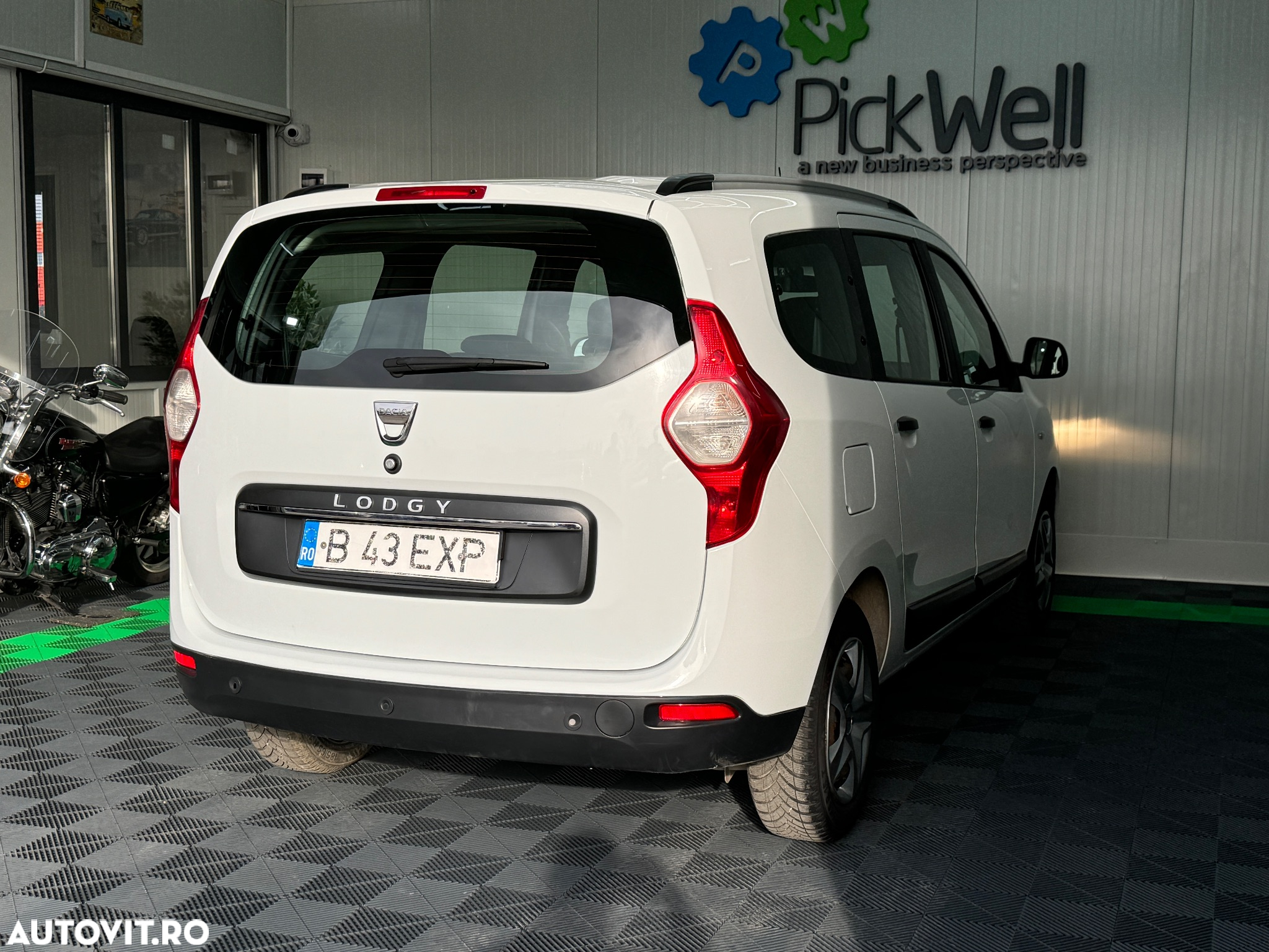 Dacia Lodgy 1.5 Blue dCi SL Techroad - 6