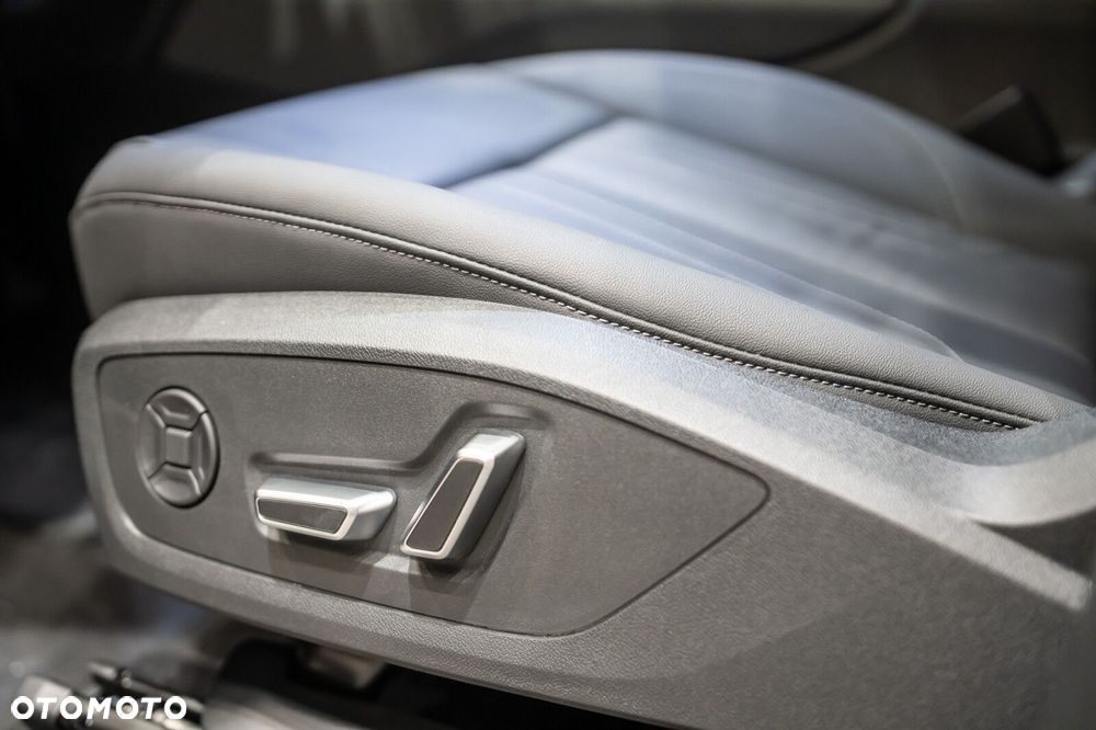 Audi Q3 Sportback - 12