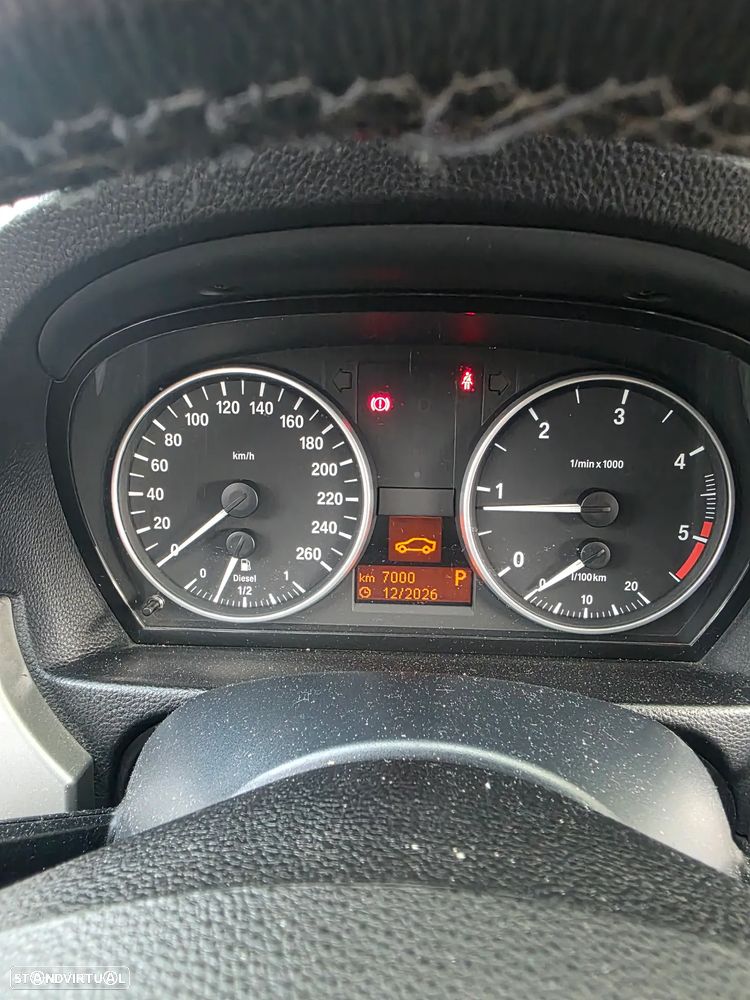 BMW 320 dA - 16