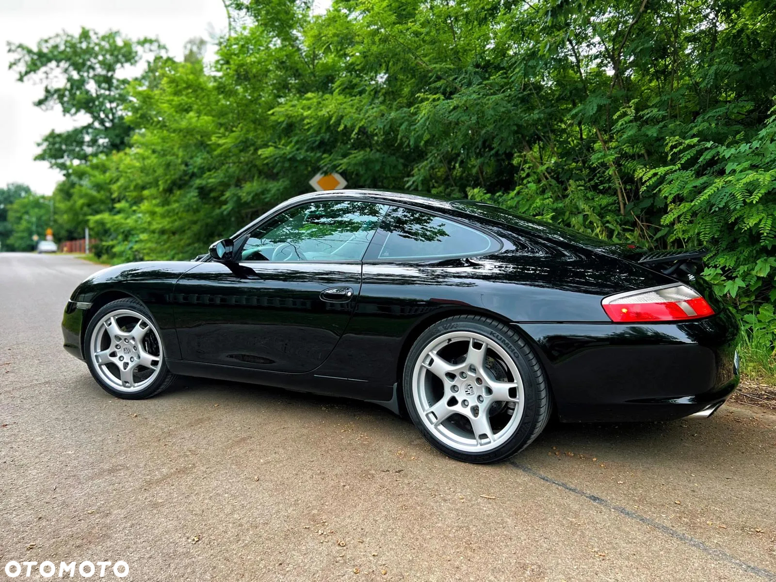 Porsche 911 Carrera - 5