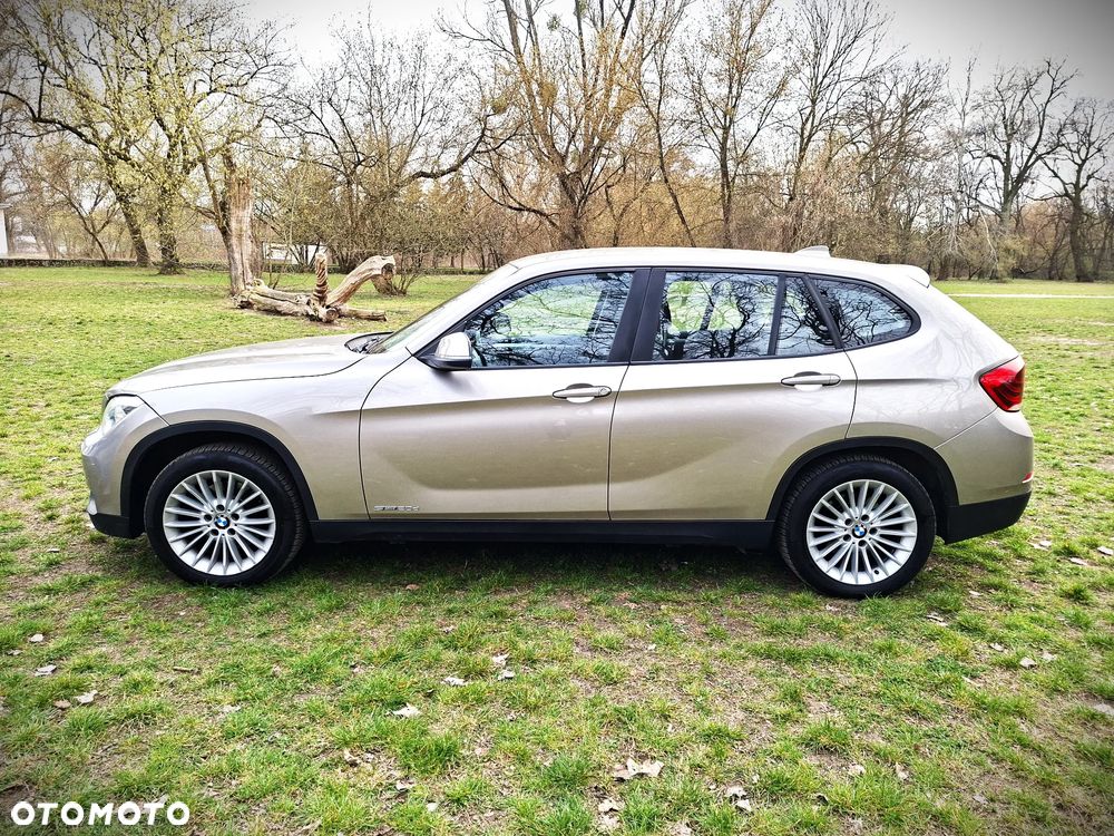 BMW X1 sDrive20d EfficientDynamics - 2