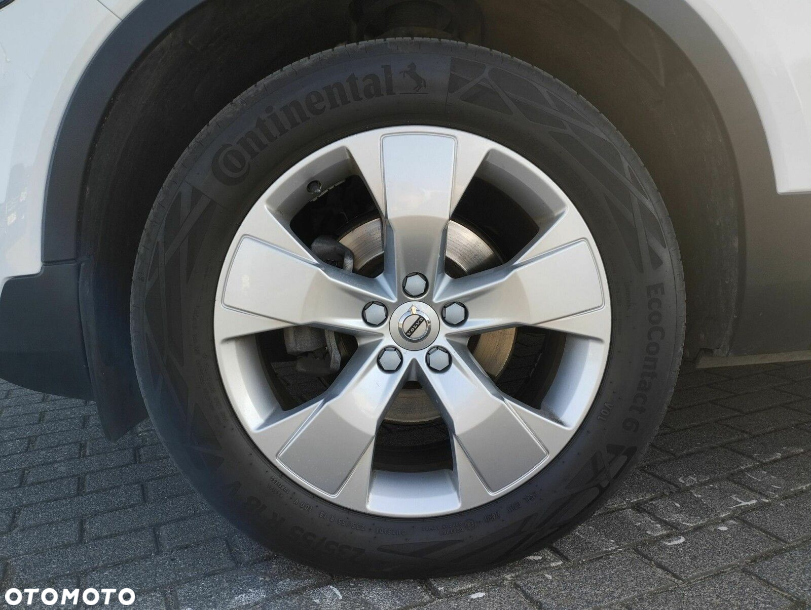 Volvo XC 40 T3 Momentum Pro - 39