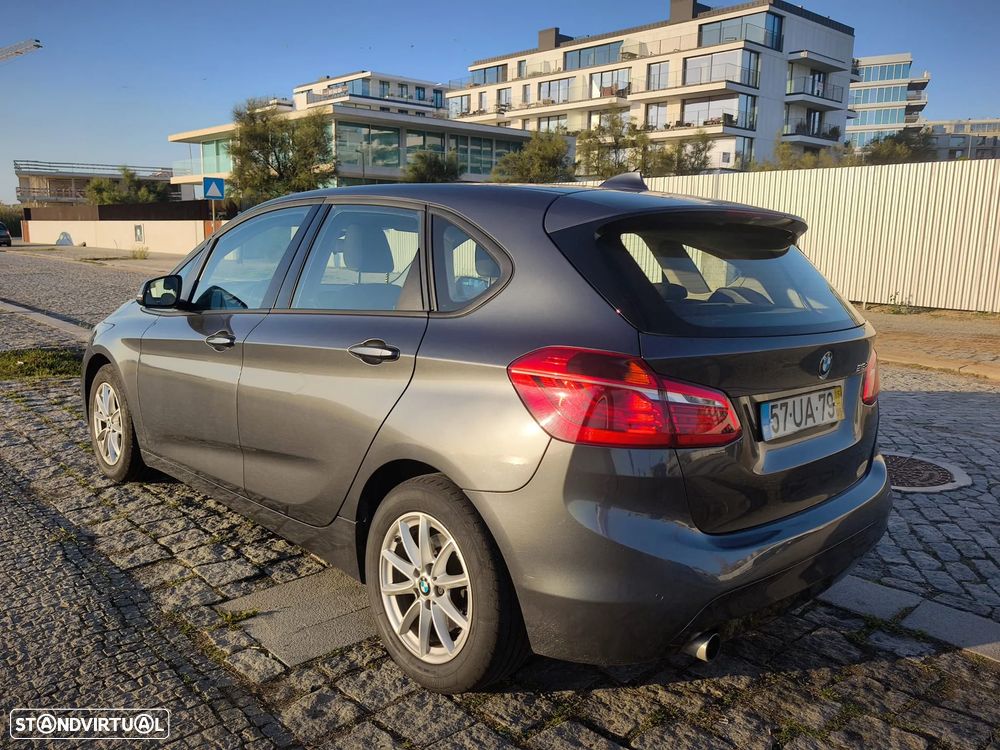 BMW 216 Active Tourer d Luxury Line - 3