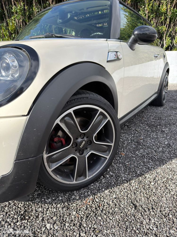 MINI 3 Portas Cooper S - 18
