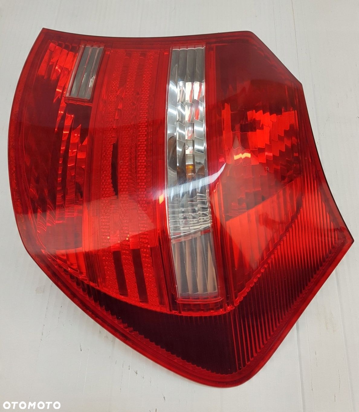 BMW 1 E81 LAMPA PRAWA TYLNA TYŁ ORYGINALNA - 3