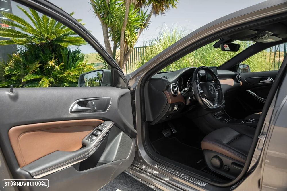 Mercedes-Benz A 200 d 4Matic 7G-DCT AMG Line - 15