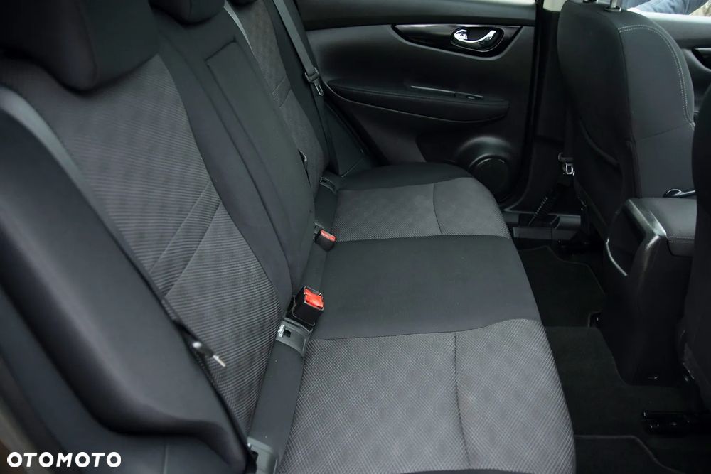 Nissan Qashqai 1.6 DIG-T Tekna - 23