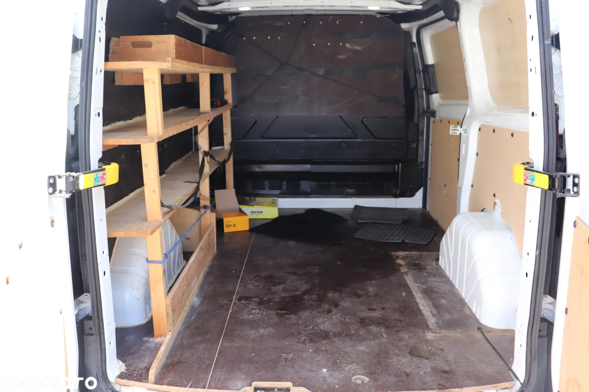 Ford Transit - 30