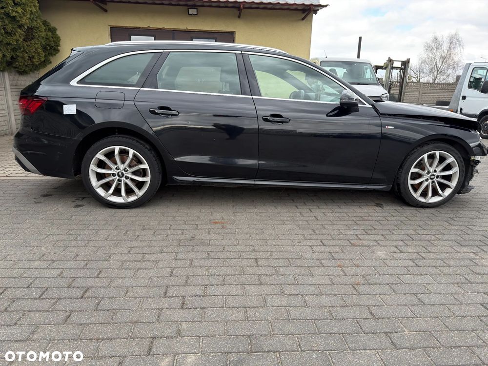 Audi A4 Avant 30 TDI S tronic S line - 4