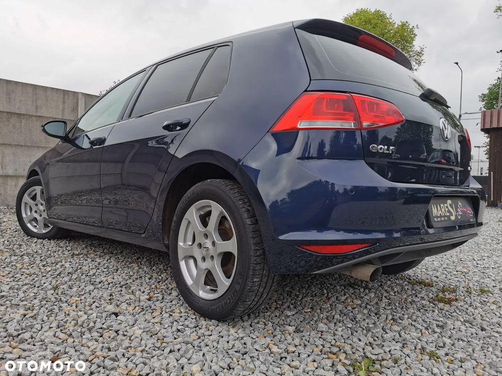 Volkswagen Golf - 31
