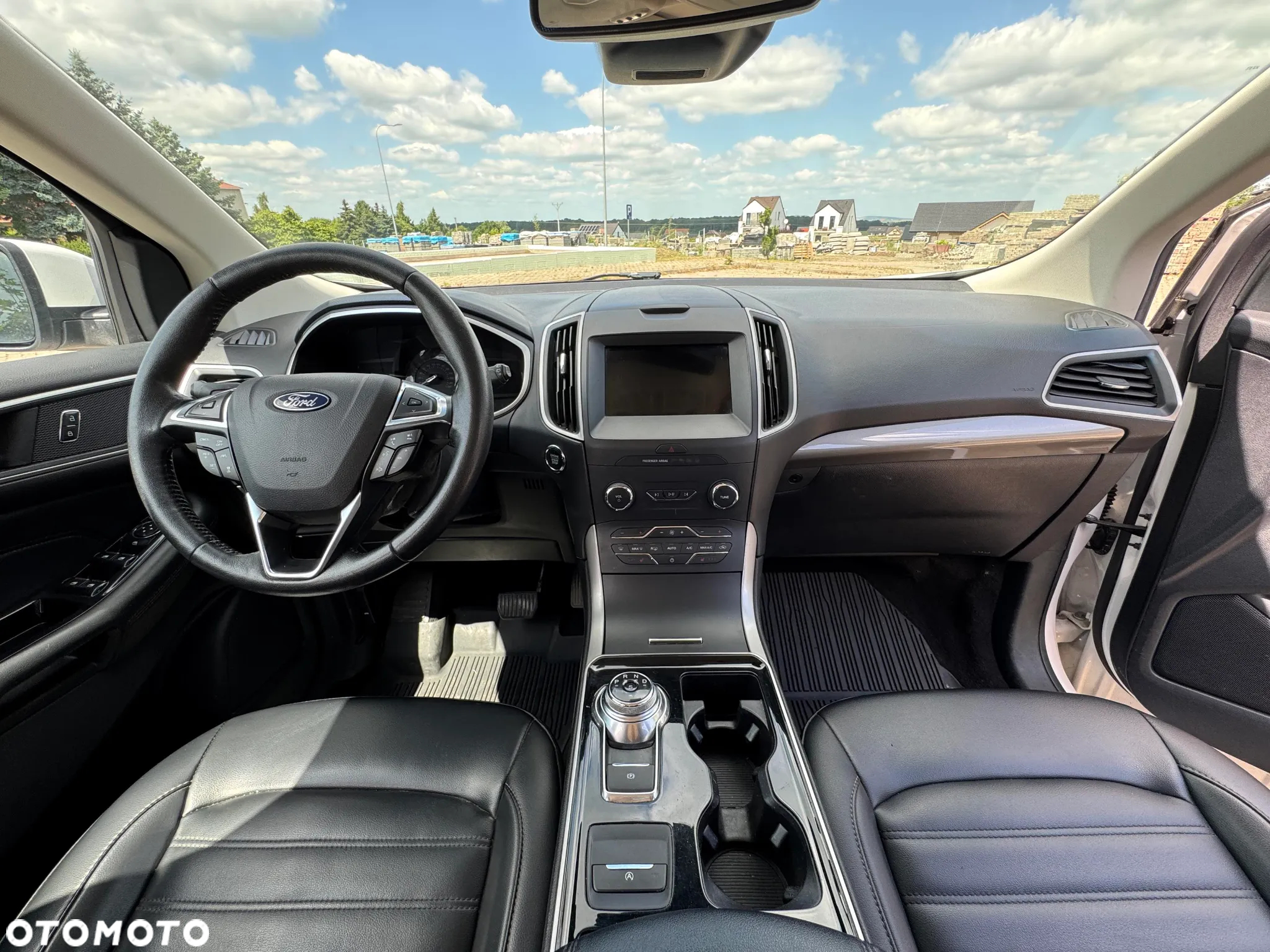 Ford Edge - 10