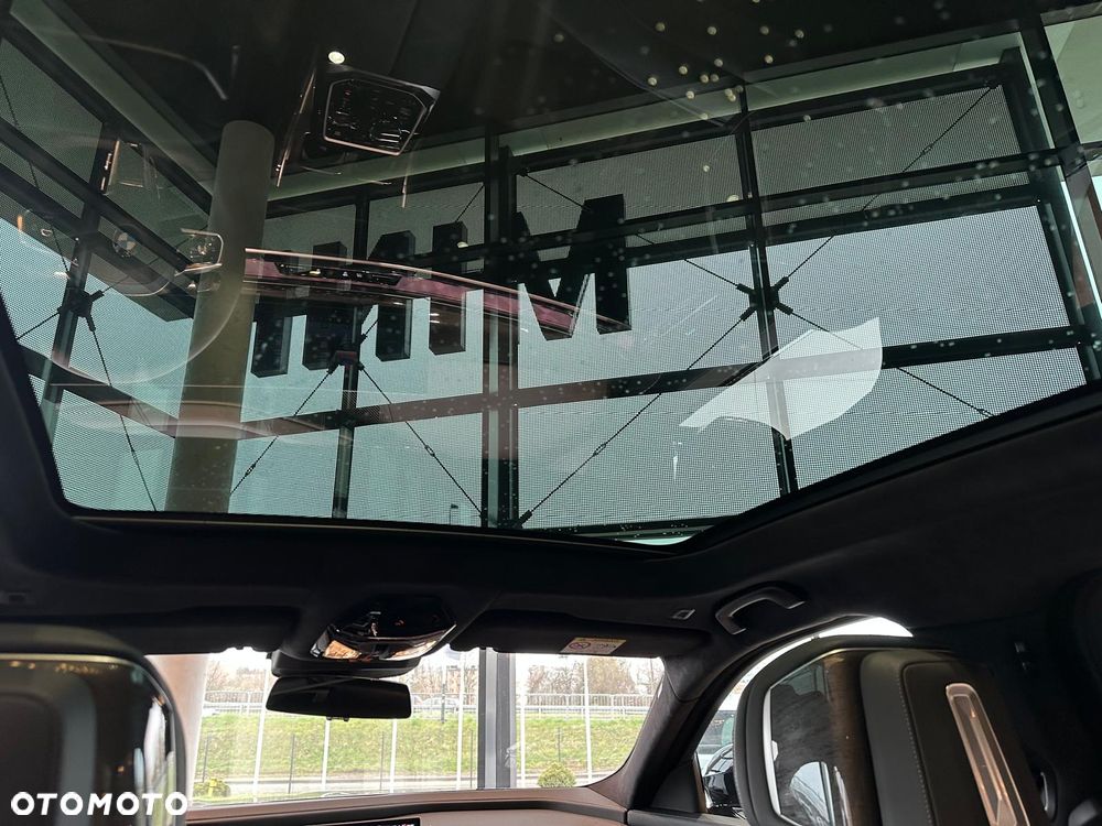 BMW Seria 7 - 31