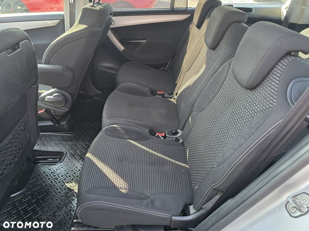 Citroën C4 Grand Picasso - 25