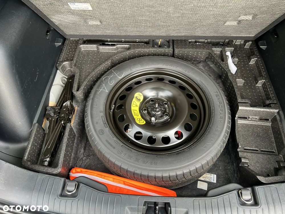 Ford Kuga 2.5 Duratec PHEV TITANIUM - 11