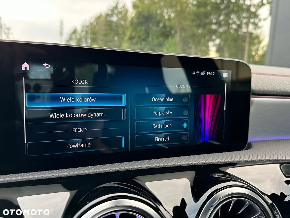 Mercedes-Benz CLA 200 AMG Line 7G-DCT - 29