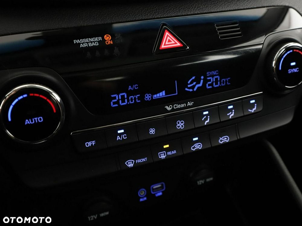 Hyundai Tucson 1.7 CRDI BlueDrive Style 2WD - 27
