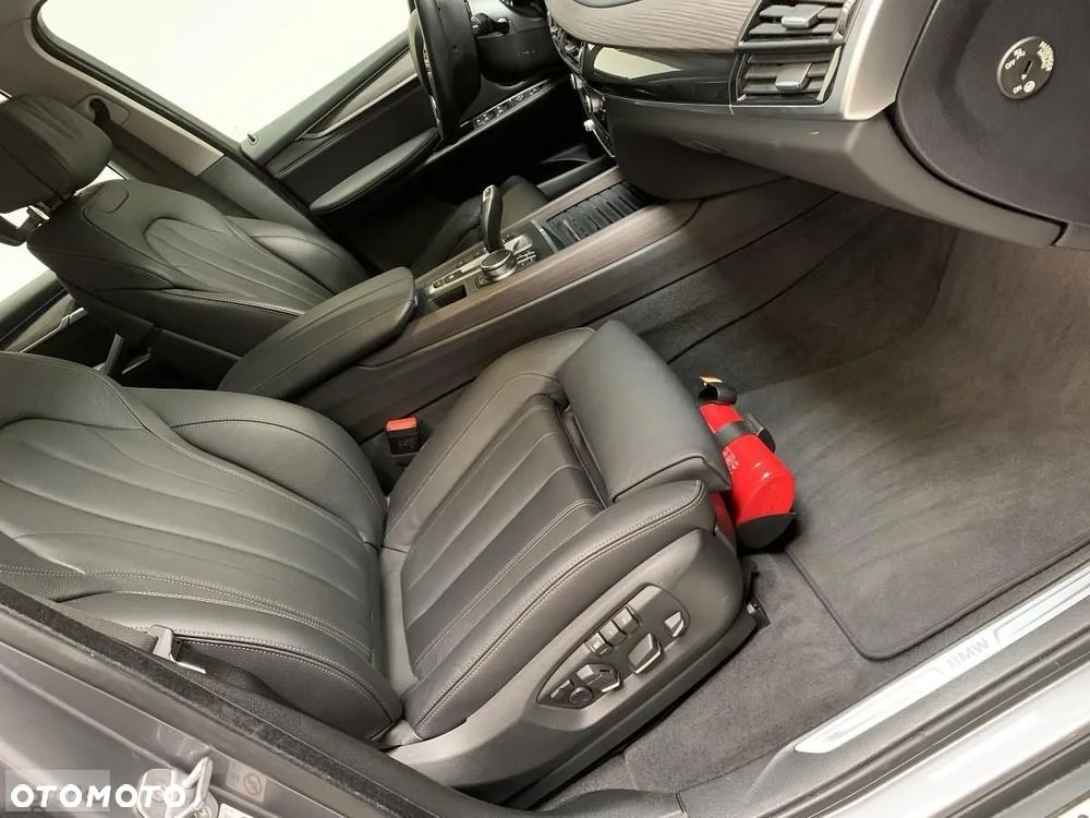 BMW X5 xDrive25d - 11