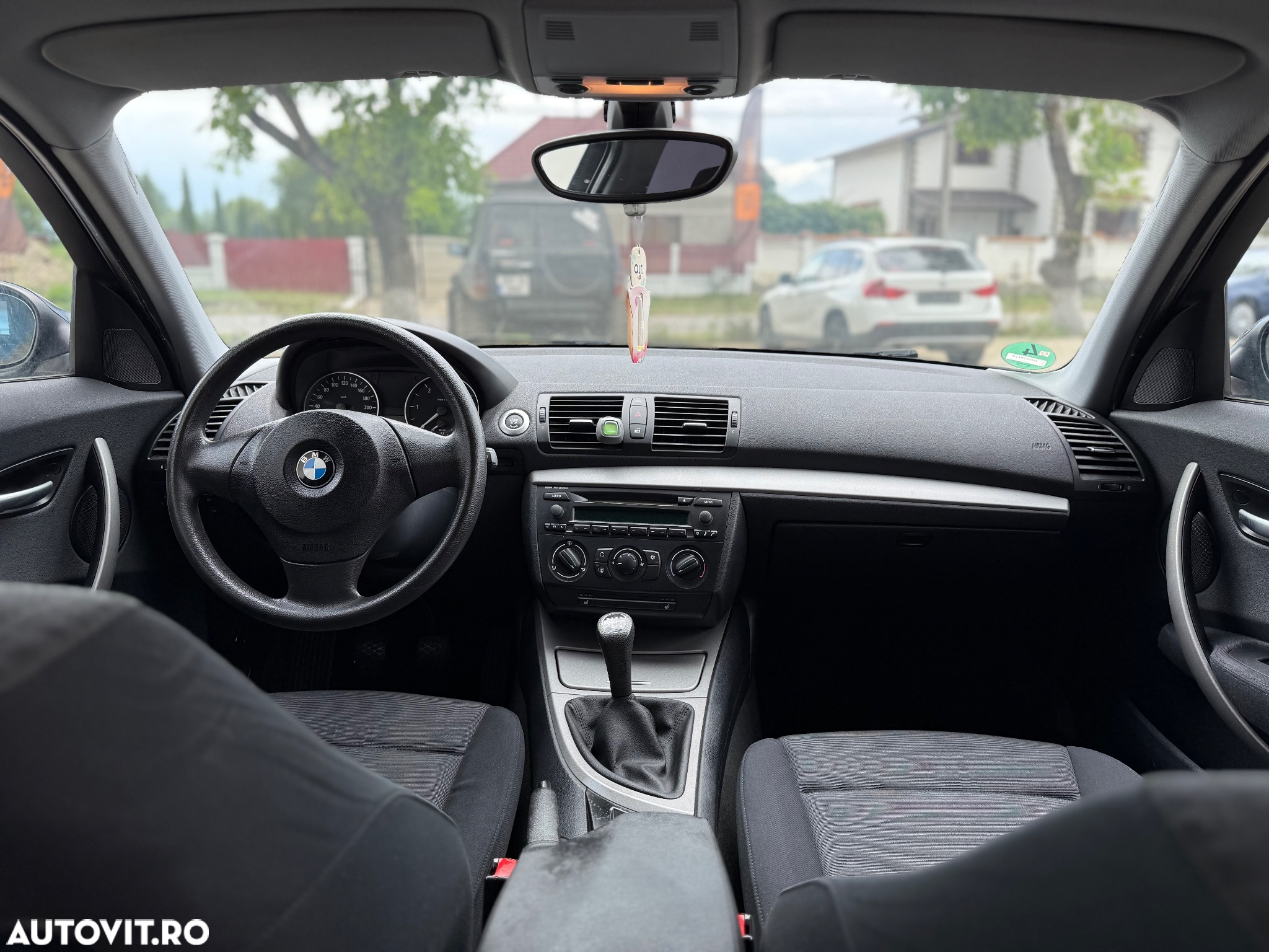 BMW Seria 1 118d - 5