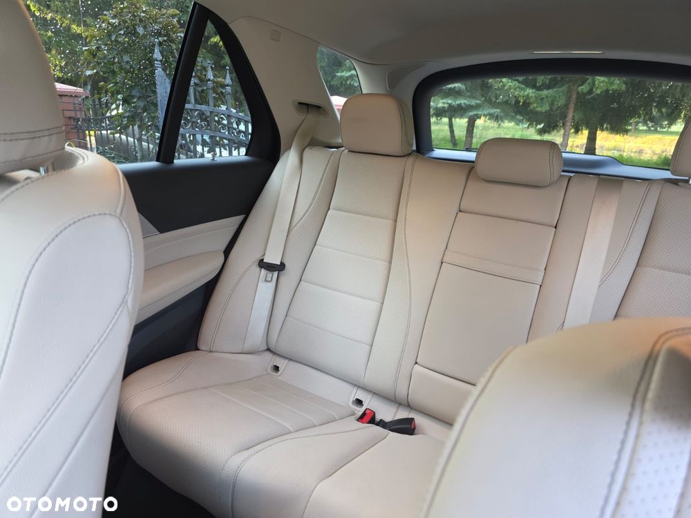 Mercedes-Benz GLE 300 d 4-Matic - 18