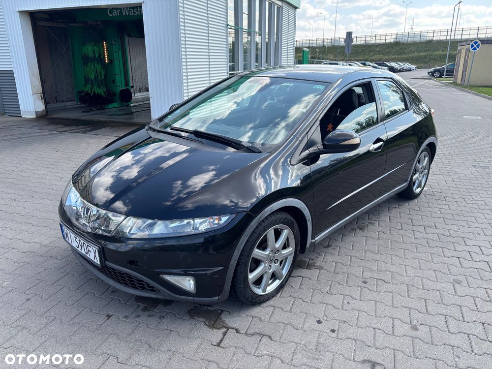Honda Civic 1.8 Executive - 3