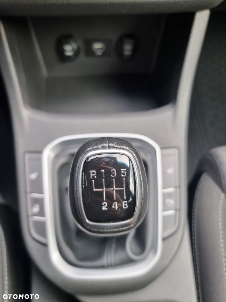 Hyundai i30 1.5 DPI Smart - 31