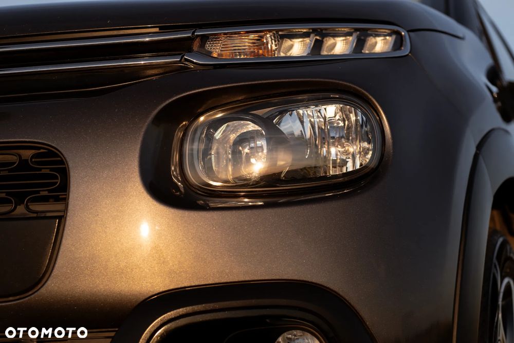 Citroën C3 1.2 PureTech Shine - 25