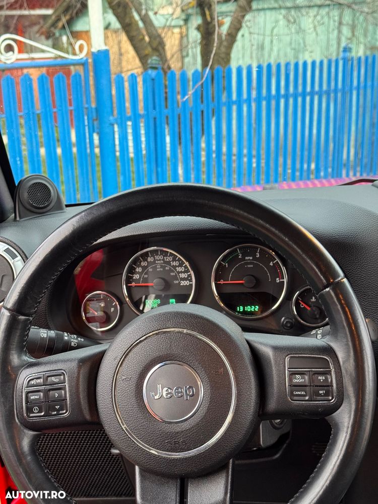 Jeep Wrangler Unlimited 2.8 CRD AT Rubicon - 24