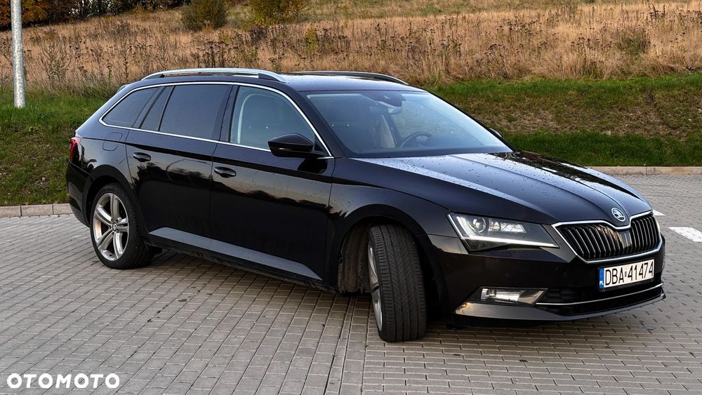 Skoda Superb 2.0 TDI Ambition DSG - 2