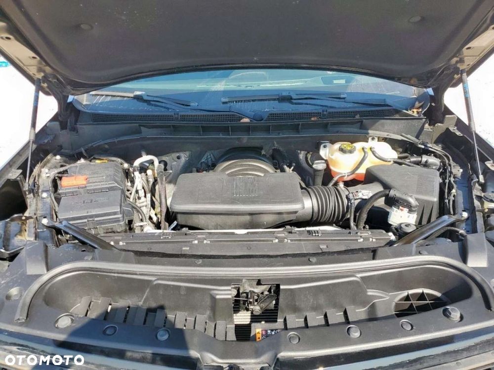 Cadillac Escalade - 12