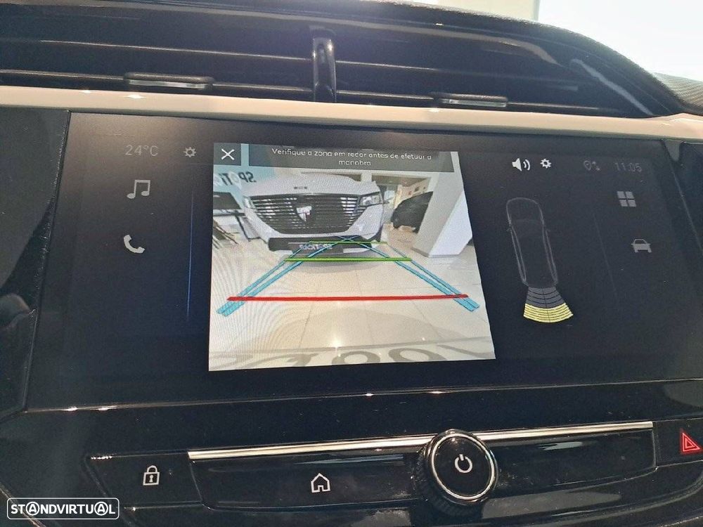 Opel Corsa 1.2 T GS - 25