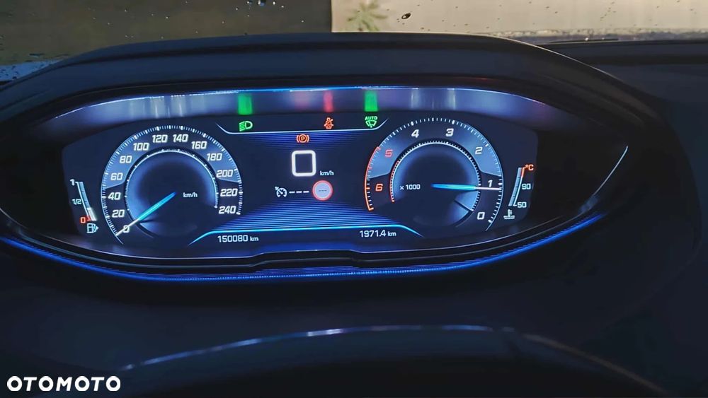 Peugeot 3008 1.5 BlueHDi Active S&S - 12