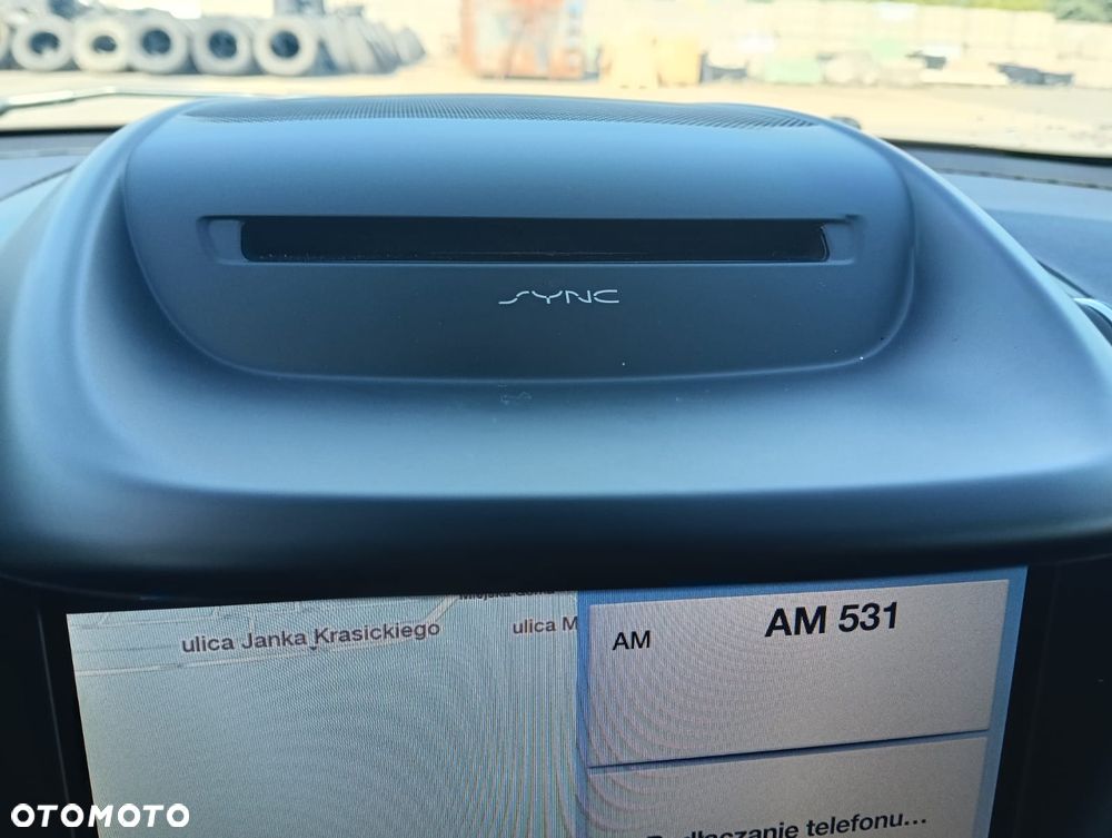 Ford Kuga - 18