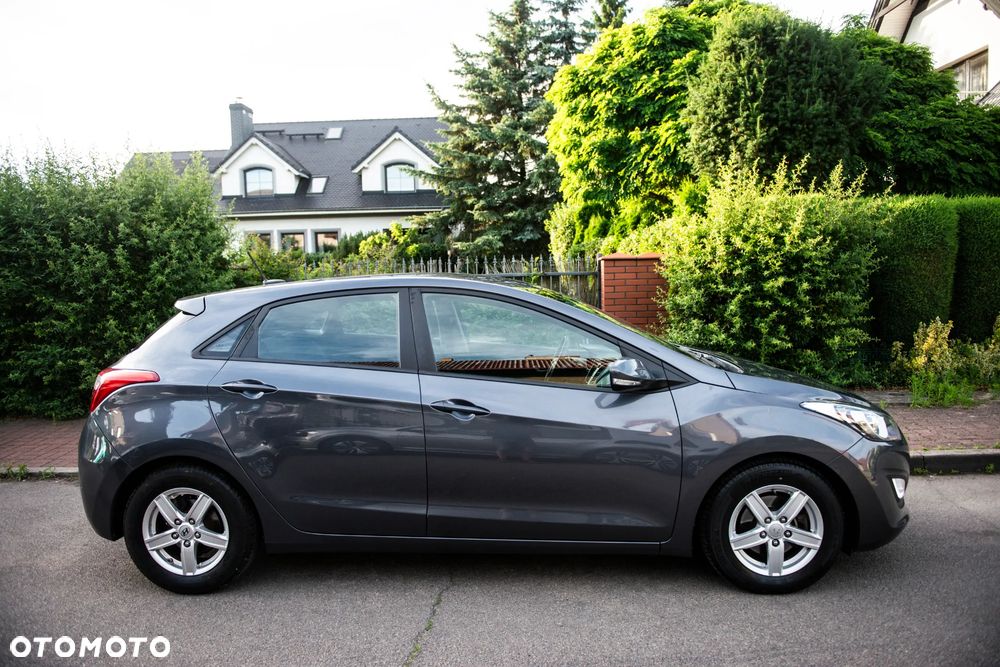 Hyundai i30 1.4 Comfort - 4