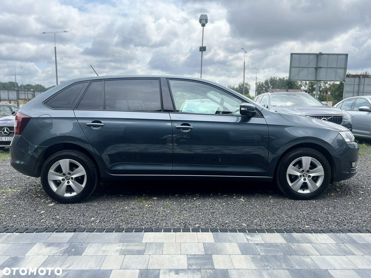 Skoda RAPID - 4