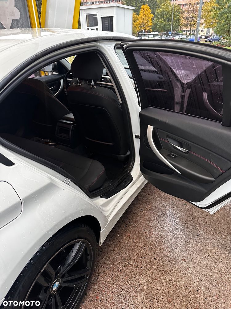 BMW Seria 3 - 34