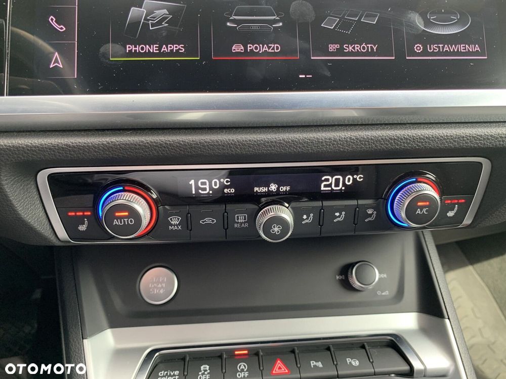 Audi Q3 - 23